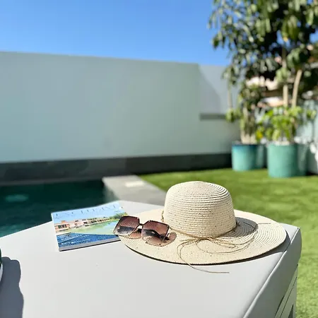 Welcome To Villa Bali A Luxurious Modern Getaway Los Cristianos  Extérieur photo